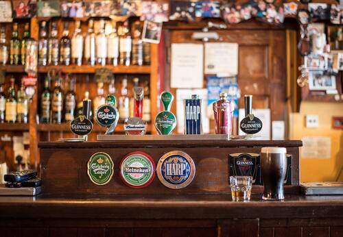 best-pub-crawl-in-belgrade-bar