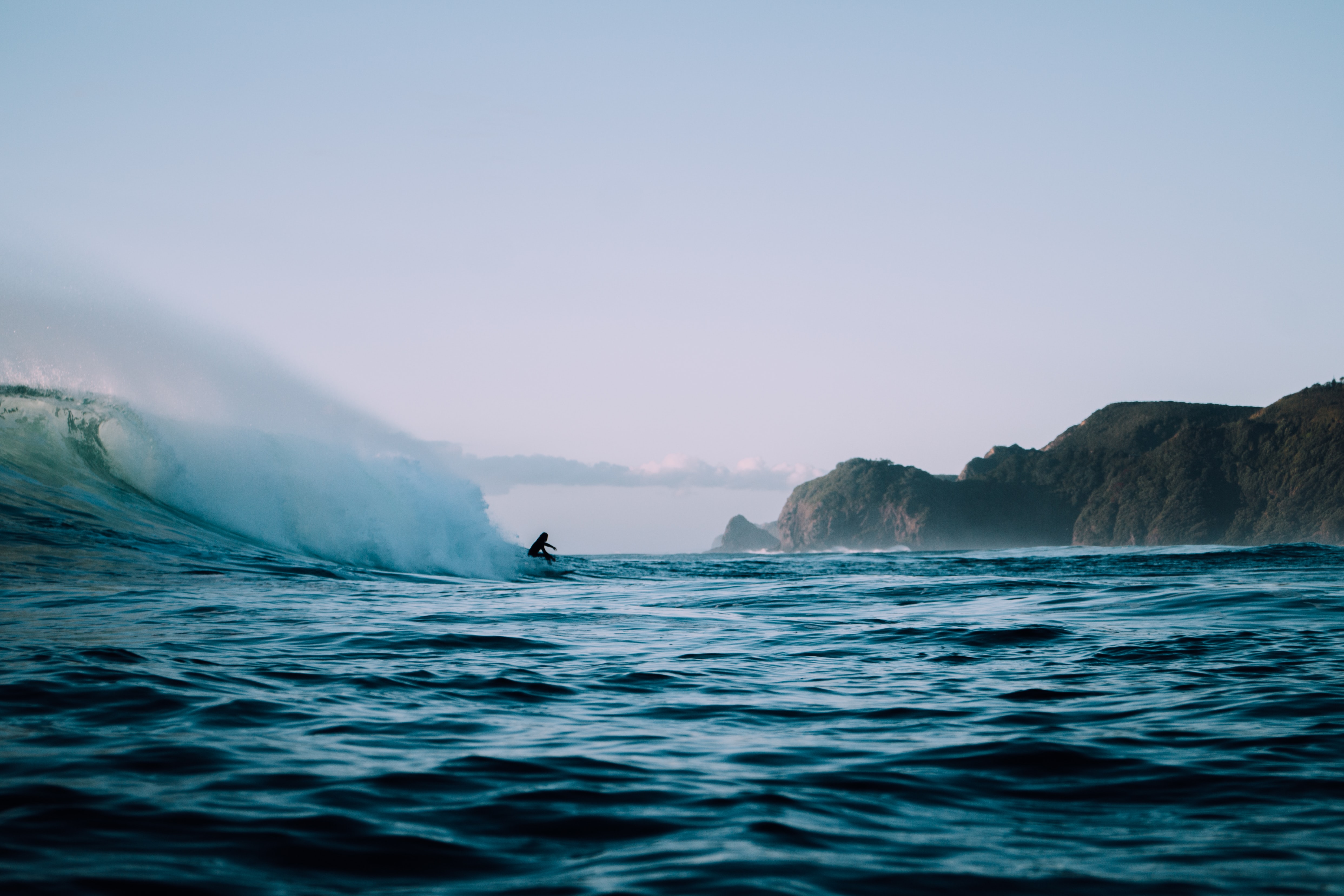 how to surf while interrailing Bilbao