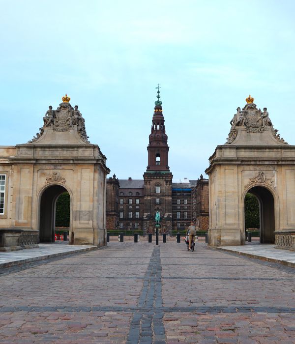Christianborg tour
