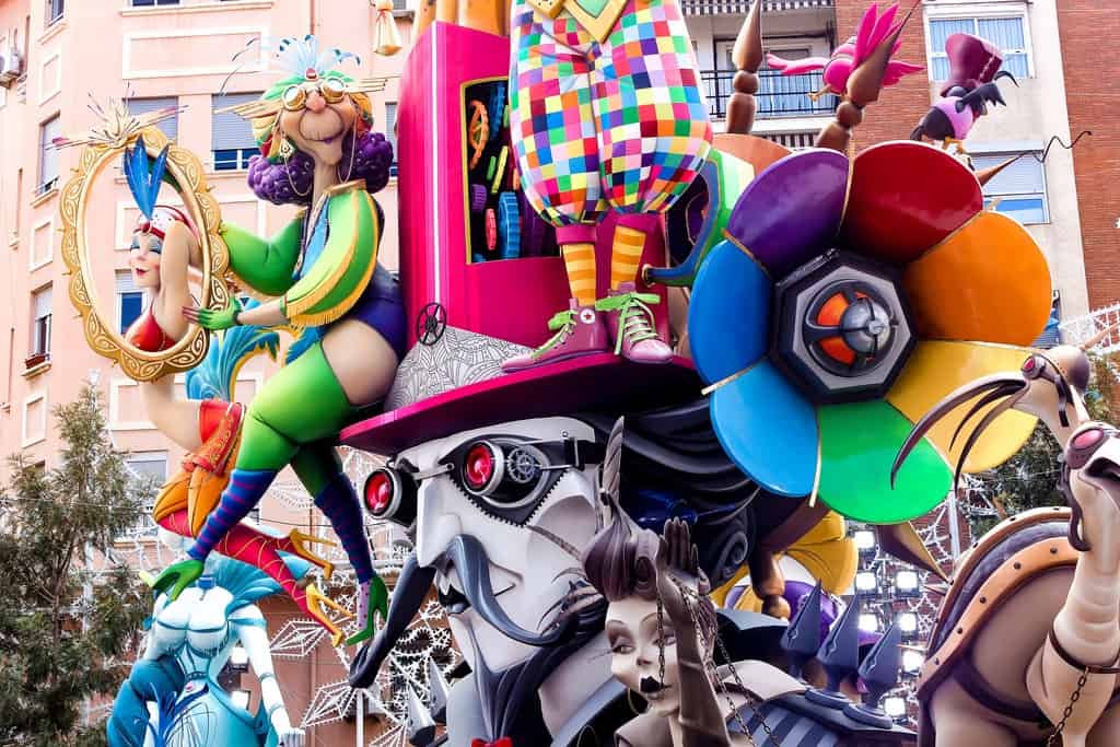 How to Celebrate The Fallas of València Festival