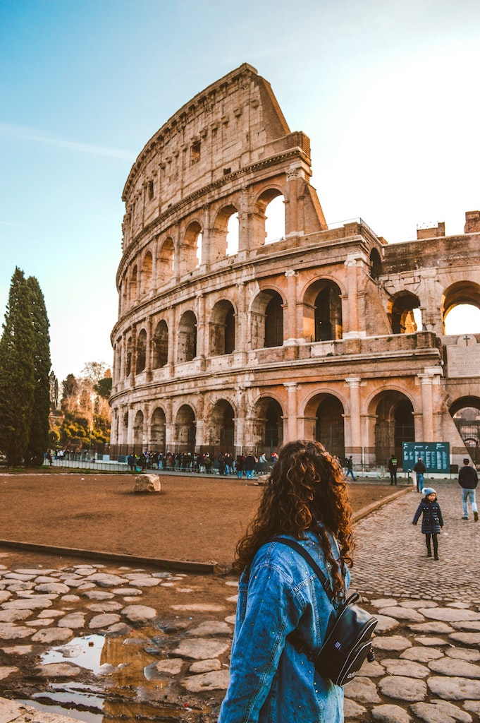 Photo by L A L A S Z A on Unsplash