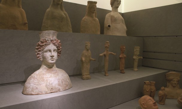 Statues fo the Phoenician crypts in Ibiza