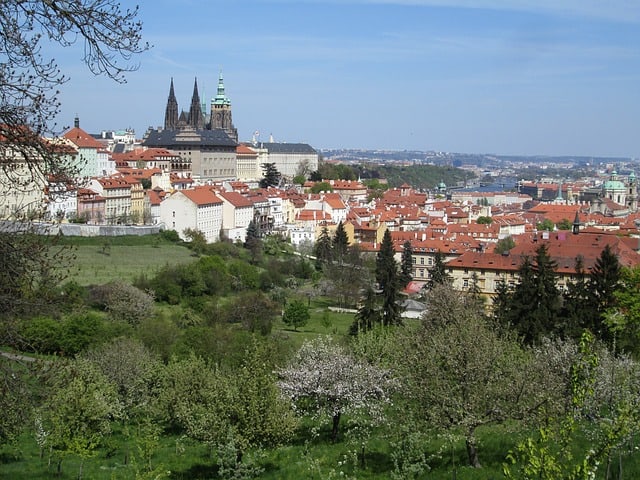 prague-1688049_640