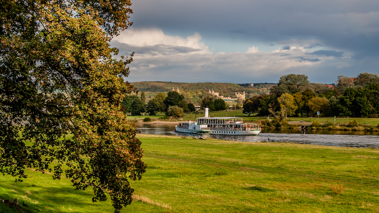 A steamboat on the Elbe River in Dresden, Germany. Photo by @conjulia