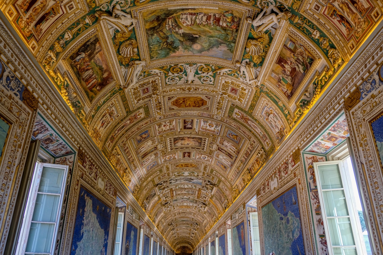 top-instagrammable-spots-rome-vatican-museum
