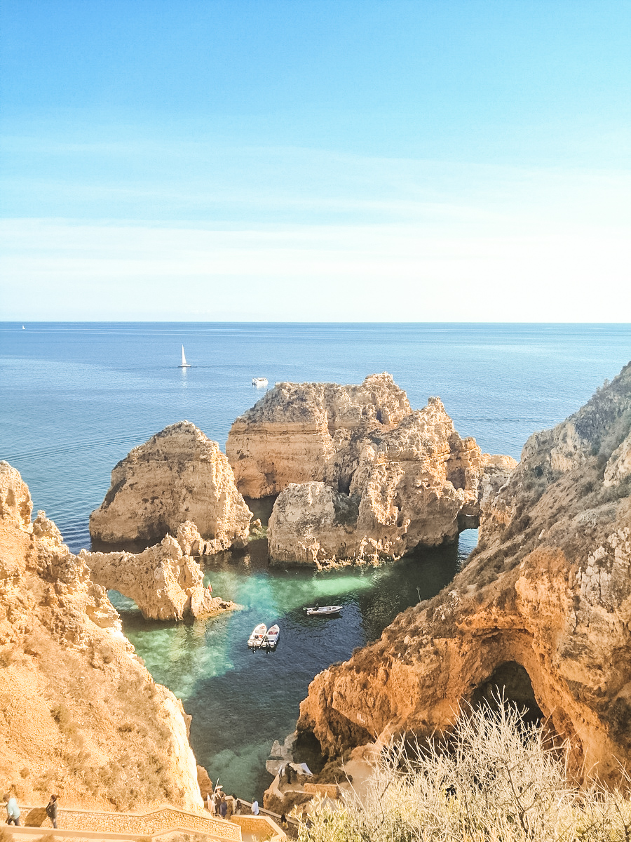 A Traveller's Guide to Portuguese 