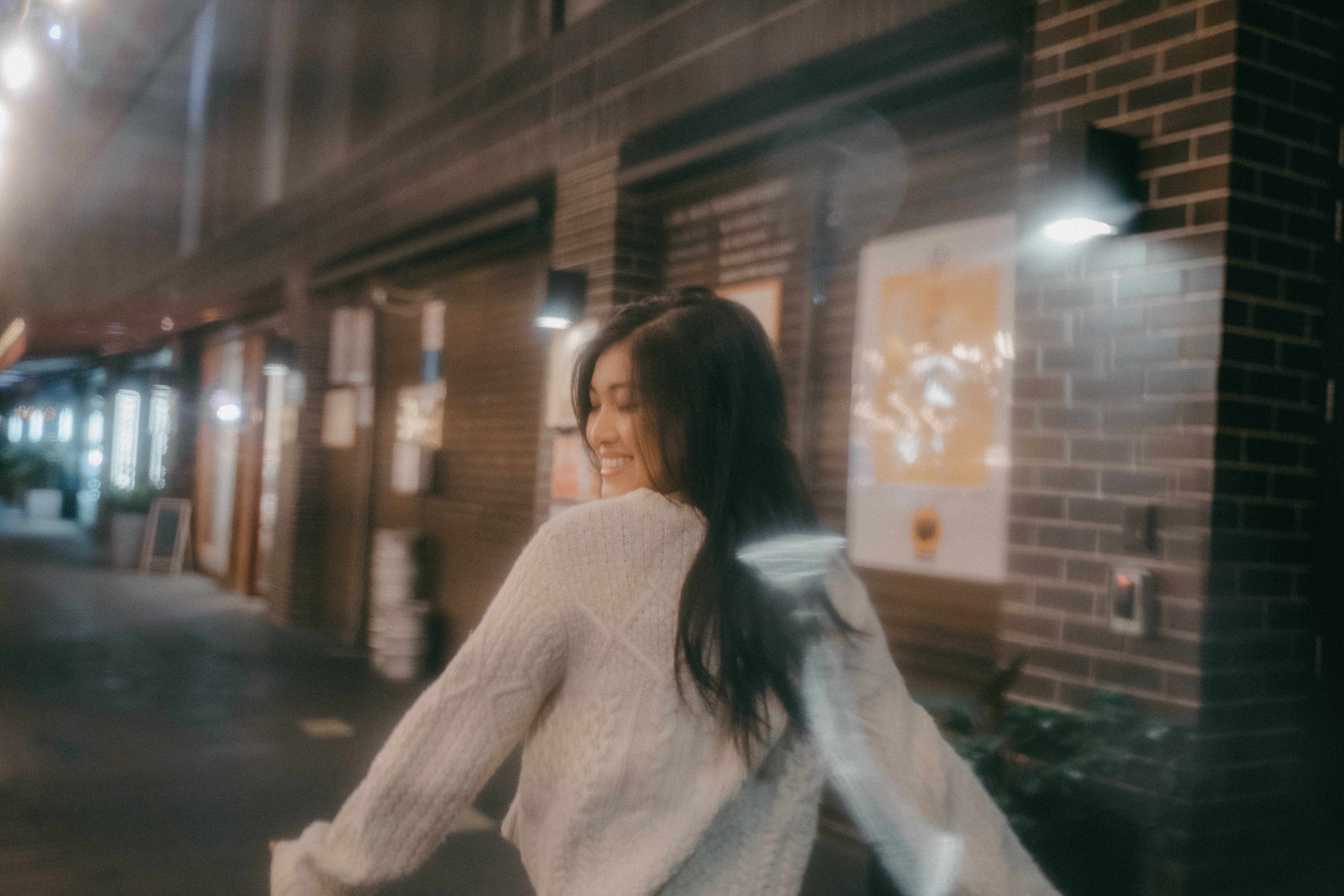 Is it safe to travel alone as a woman?